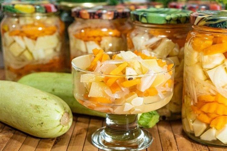 20 простих і смачних рецептів маринованих кабачків 20 простих і смачних рецептів маринованих кабачків