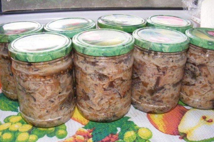 20 простих і смачних салатів із баклажанів на зиму