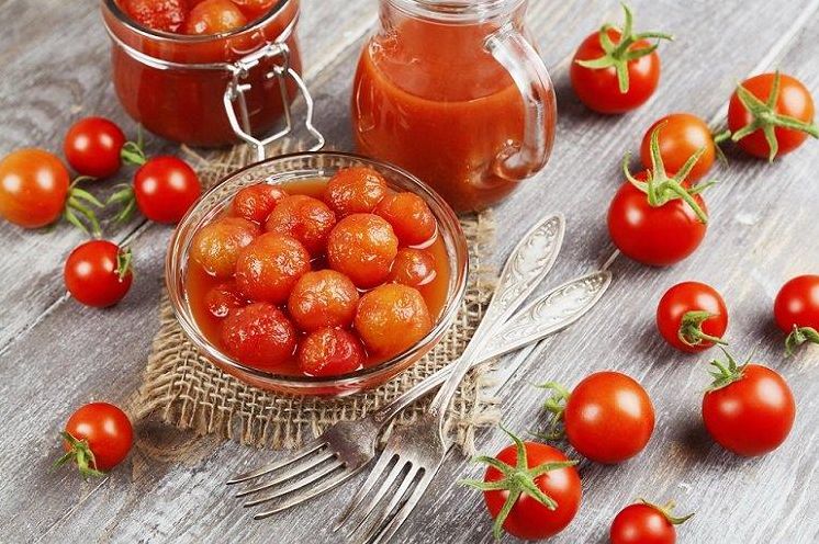 20 рецептів дуже смачних маринованих помідорів 20 рецептів дуже смачних маринованих помідорів